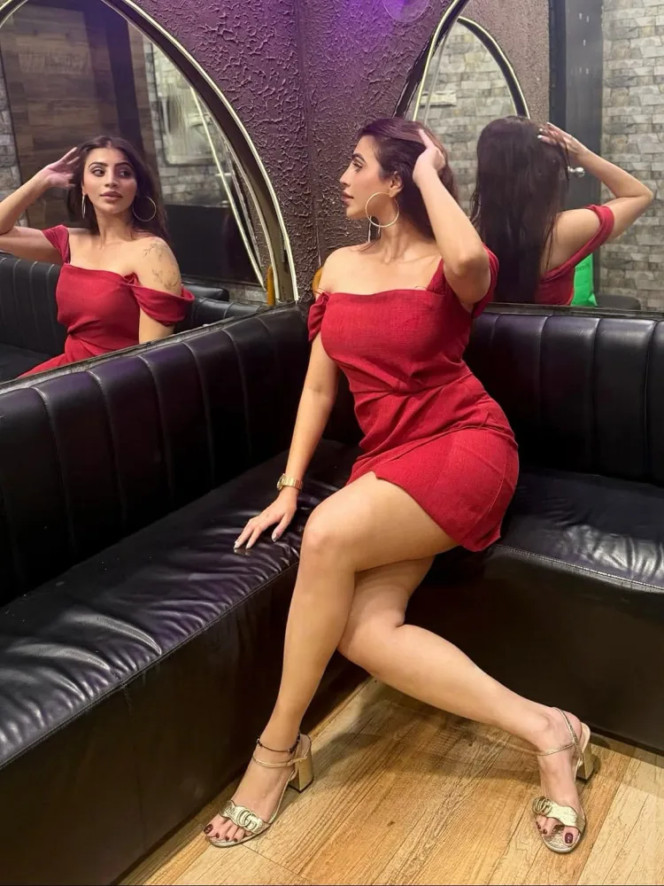 Juhu Beach Mumbai escorts