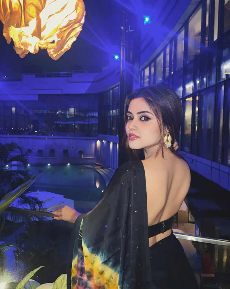 Busty Escorts Mumbai escorts