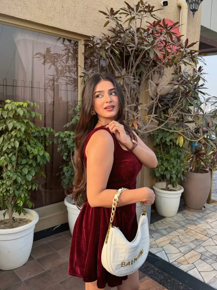 Working Women Mumbai escorts