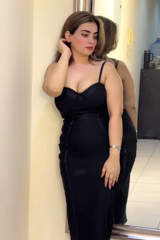 Blonde girls in Mumbai - Deluxe Beauties