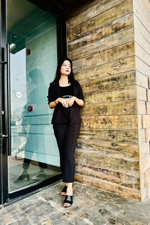 Drishti, 22, call girl from Bandra, Mumbai